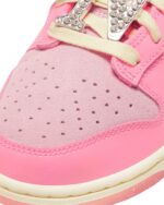 نایک دانک لو باربی nike Dunk Low LX “Barbie”